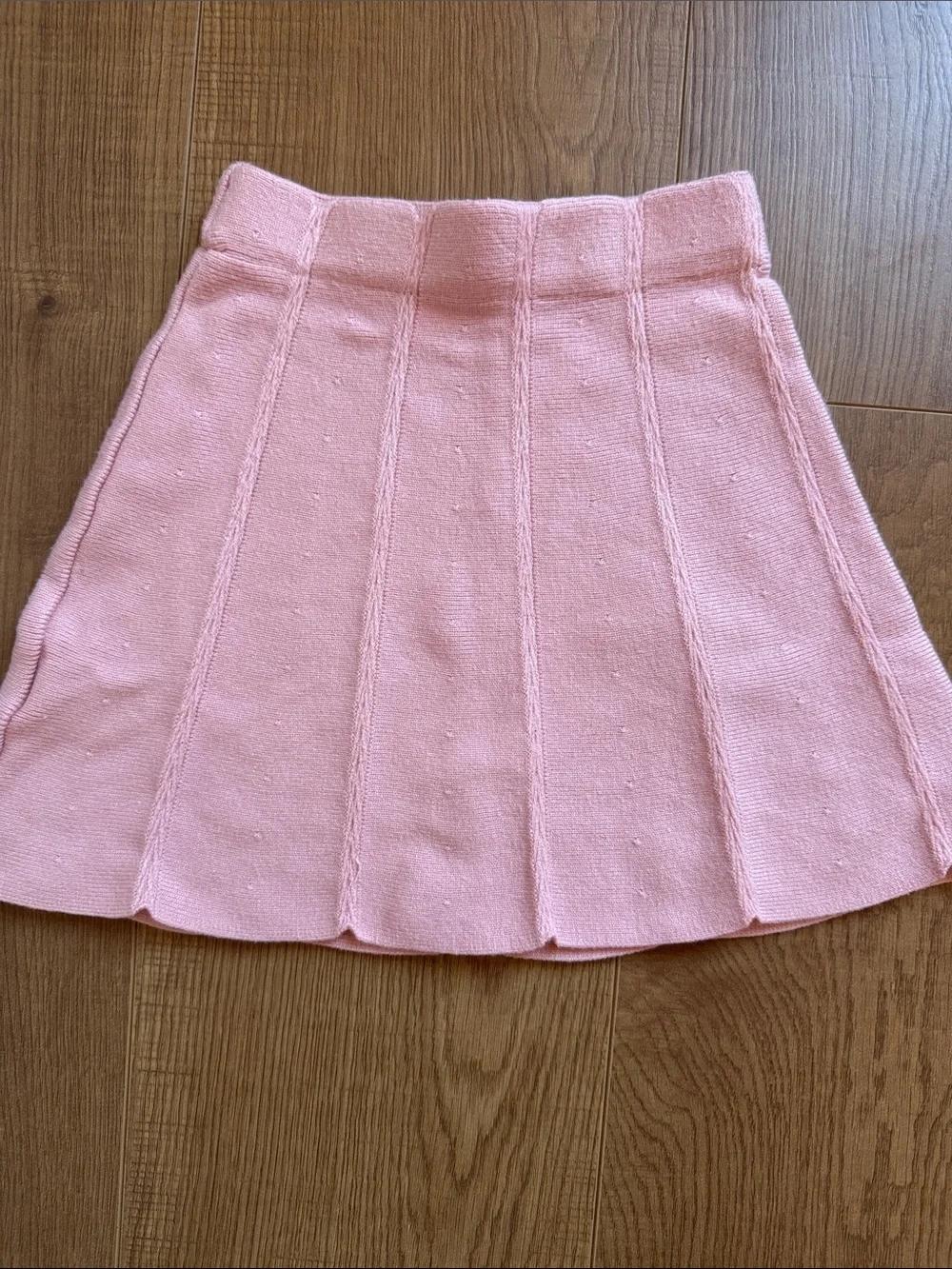 Cream Bow-Appliqué Knit Sweater with Pink Accent and Matching Pink Skirt